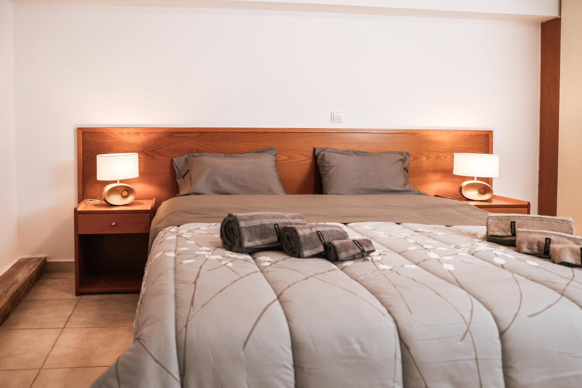 Archontiko Frideriki Luxury Apartments Хіос Екстер'єр фото